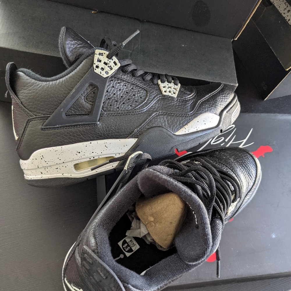 JORDAN 4 OREO